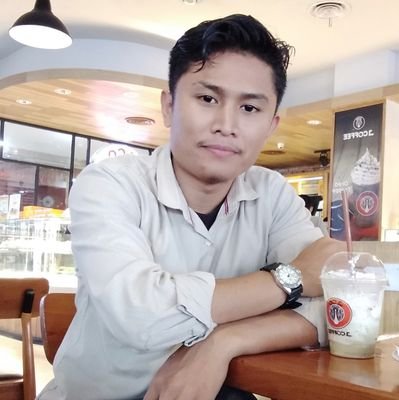 kita tidak ada penerangan maka keluarlah dari kegelapan.