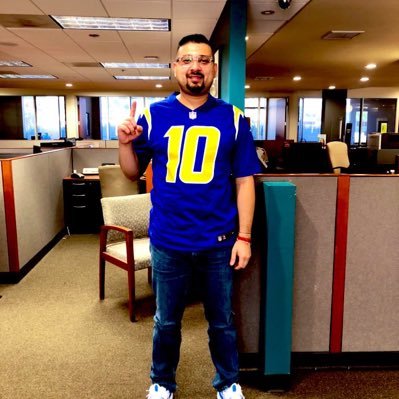 Father, Gamer, Streamer on https://t.co/X8BNM0m1Le | LA Chargers! Bolt up! #LAChargers #BoltUp