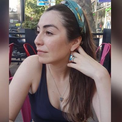 deboraihuen's profile picture. Periodista. Cuenta personal.