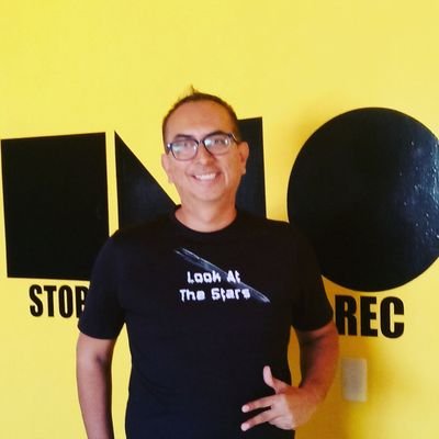 fabianntrejo's profile picture. 🎧 Productor de Audio/Radio Host 🎙
Escúchame en #VocesUnidasAMaria 💙 por @radiomaria_mex
y #LaAlegriaDeVivir 📻 Fin de semana
https://t.co/HDjMcplXgh