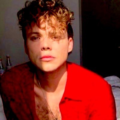 Is_it_Balsamic5's profile picture. They/She, 1D+Solo, 5SOS, WDW, 9-1-1 Lone Star, Shawn Mendes, Marvel   https://t.co/2gkJWmmohT