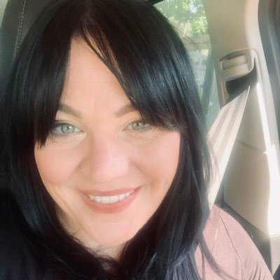 yourstoryartist's profile picture. Living my best Joni Mitchell life in an Instagram world. You'll find me over on Instagram @kristiechristie