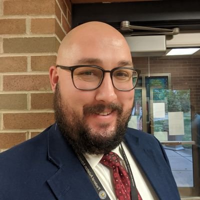 Assistant Principal at John Young Middle School. 

Opinions, articles, and statements are not reflective of SCM School Board or John Young Middle School policy.