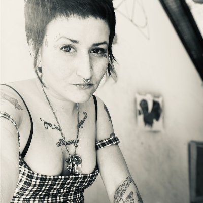 deathbyskwerl's profile picture. fuck wit it