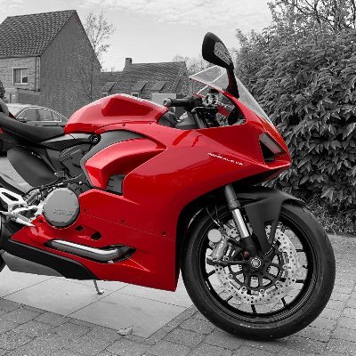 Motorcycle Obsessive - MotoGP - WorldSBK - BSB - EWC - Engineer - husband - proud father of 2