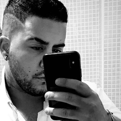 DanielMuozherna's profile picture. 