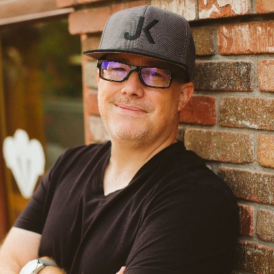 audio director | music composer @ Deck Nine Games | Lead Composer on ye olde WildStar | opinions/tweets are my own