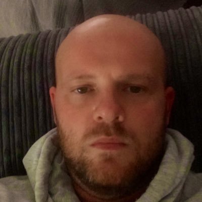 R_J_S_25's profile picture. Females and Newcastle