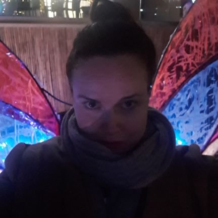 International businesswoman. Global citizen. Intello. Currently minded. Balls of fun. Sapiophile. Focused hot talented. she/her.