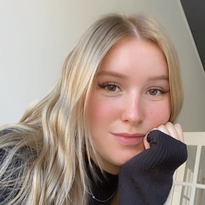 juliajwolak's profile picture. i just wanna do hoodrat stuff wit my friends