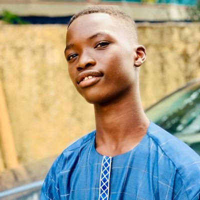 DialloI79045514's profile picture. je suis élève