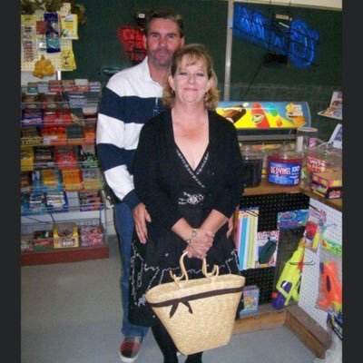 JenniferRoe15's profile picture. 