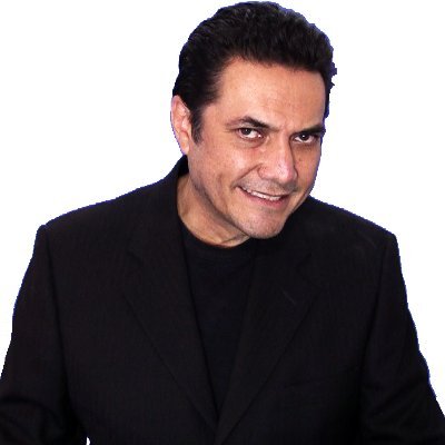 Journalist, Anchor news and TV producer.  http;//www.facebook.com/hectorpoloinforma