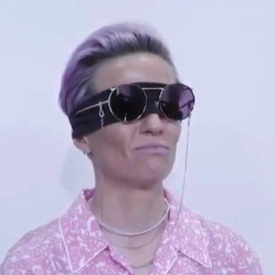 twocutemedals's profile picture. maybe it’s disrespect, maybe it’s a knee injury