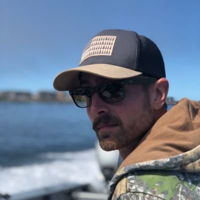 Avid Gamer/ Part-time Streamer,
Line-Clearance Arborist