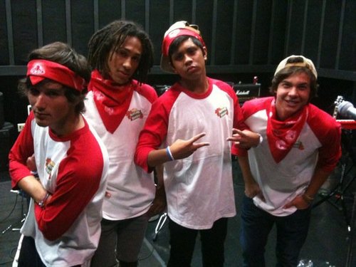 Fã clube dedicado aos absolutos avassaladores: zach,nathan,cameron e michael,integrantes da banda Allstar weekend.Since 08/12/2010 (: