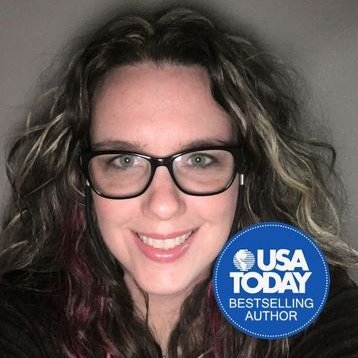 USA Today Bestselling author of dark, fun & sexy urban fantasy / sci-fi. ♥️ super powers. Avid reader of UF, horror, comedy, horror comedy & all things fun. :)