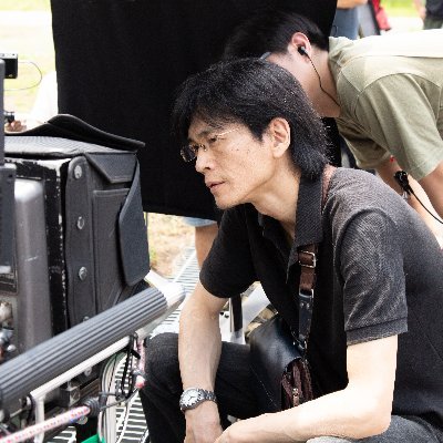 監督・脚本・プロデューサー。映画「がっこうぐらし！」「リアル鬼ごっこ」監督。喰種レストラン演出。小説「スクールカースト復讐デイズ  正夢の転校生」（宝島社）＃ババババンビ 「ハナビガタリ」MV監督。ドラマー。