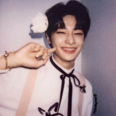 Follow my tiktok jeongin_tinyhands and insta