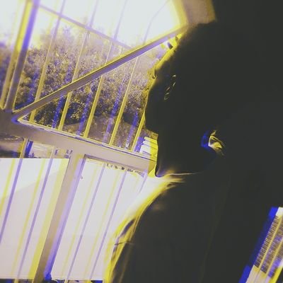 Madkid78490927's profile picture. day dreaming 😷😷🔥