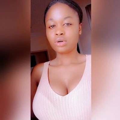 Omo Yoruba💕 music lover🔥❣️I love swimming 😍🔥 extrovert❣️ I love making new friends 💕✌️ Dm❣️🌈