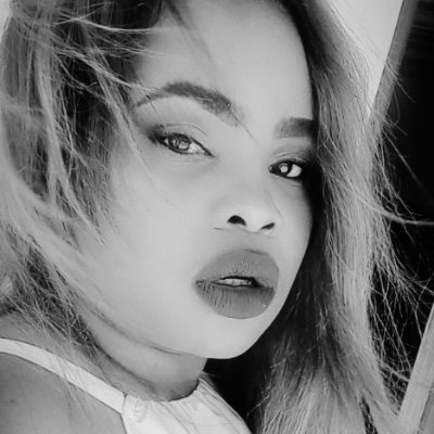 💕Preacher's wife📖
Entrepreneur💰
Motivational speaker🗣
A mother👨👩👧