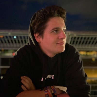 CrackersPaul's profile picture. 