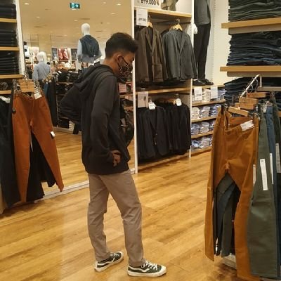 Hans81228432's profile picture. hard working