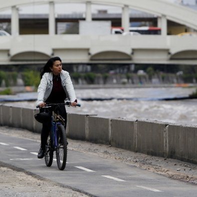 Audiovisualista por amor y pasión, postproductora por vocación, ciclista de puro 💜. Trabajando por la Movilidad Activa para las comunidades📽️🚴🏽‍♀️