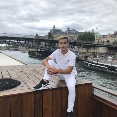 VignonOlivier's profile picture. Petanque🔥 
Ambassadeur team KOODZA
Peintre 
Compagnon du devoir et du tour de france