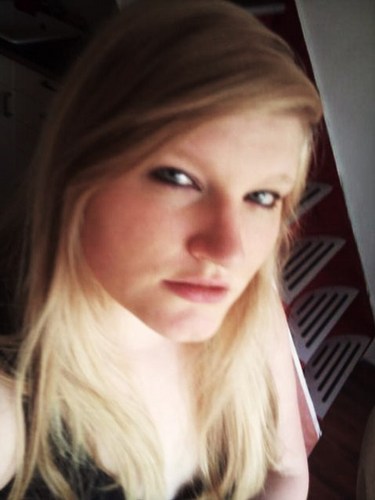 Jillzz93's profile picture. 