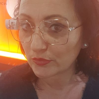 armelledur's profile picture. 