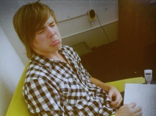 Garretindeehood's profile picture. backup for @garrettindehood