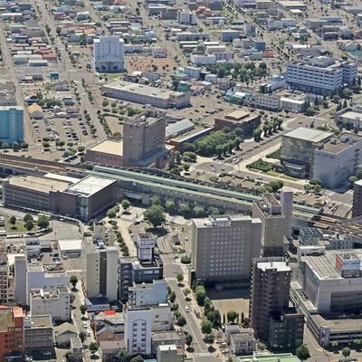 北海道 十勝在住
ドライブ好き🚗(時間があれば北海道一周したい)
北海道日本ハムファイターズ好き⚾
オフィスキュー好き
JAGA 好き📻️