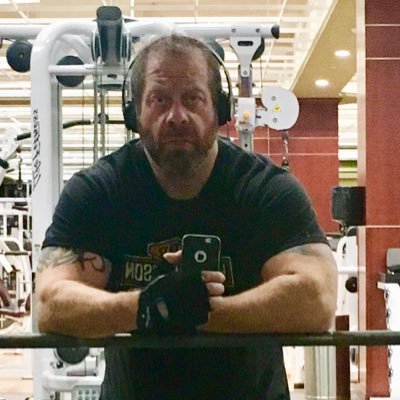theharryjacobs's profile picture. cigar enthusiast, Harley-Davidson rider, hack guitar player, step dad,  radio host, recovering class clown 🤡. Worcester, MA ➡️ Las Vegas.