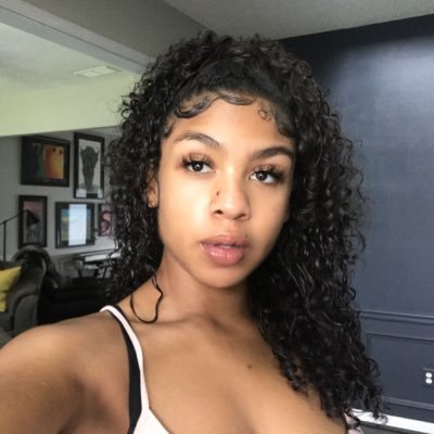 alani_billups's profile picture. Spelman Alumna 👩🏽‍🎓💙