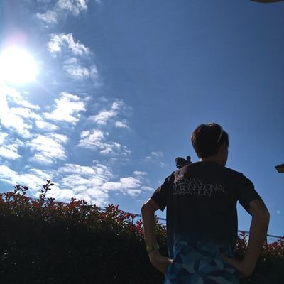 ランニングで10キロ減量 長距離苦手です
日々ジムで筋トレ!
学生時代は野球部 テニス・スイーツ・旅ラン