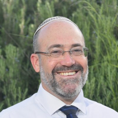 TsachiFe's profile picture. צחי פֶנטוֹן. 
רב, מזרחן, אוהב את הבריות
לשיעורי הרב:
https://t.co/PPNA0Rr0Qq