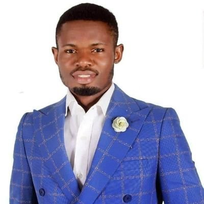 iampeteroloje's profile picture. High-Ticker Closer