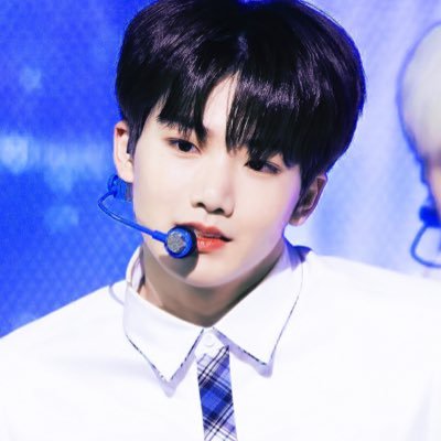 Poeminmyheart99's profile picture. #준규 GIF🧊