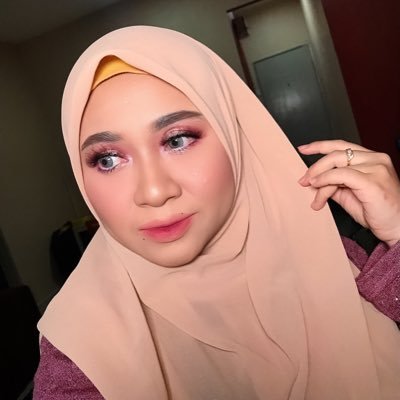 Professional Freelance Makeup SMS/WHATSAPP : +60182574517 FB : Fatin Hazlan BASE IN KL,SEL ✈ I DO TRAVEL BOOKING NOW FOR MAKEUP SERVICE