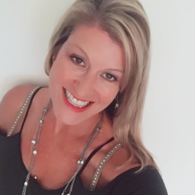 travelingqueenv's profile picture. Adventures of an American Xpat living in the Algarve of Portugal. The good the bad and the big mistakes. Buying a home, making new friends and traveling Europe