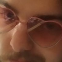'98 | stvůra z lesů na pražský periferii | ministr cringe, kouření a pokrytectví | výsekař/zásekař