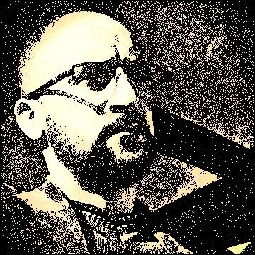 كن أنت فقط لا أحد .إبحث عن نفسك في غياهب عقلك الباطن حتما ستجدك