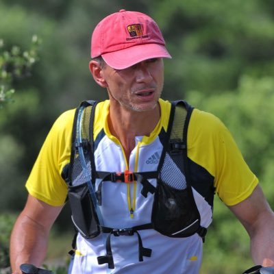 franjoss's profile picture. Le besoin d'avoir raison ... marque d'esprit vulgaire. A.C.