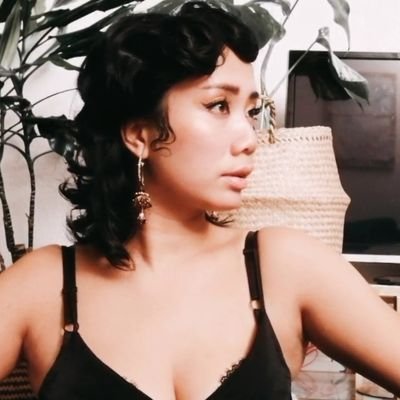 MaiMyoii's profile picture. Comedian