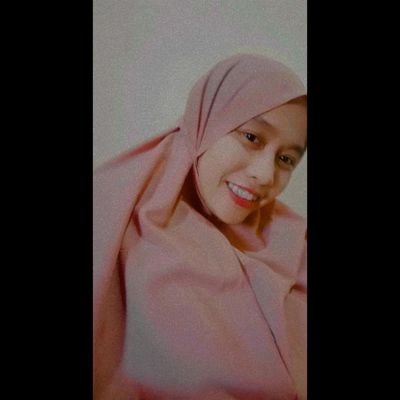 novitasaritw's profile picture. Gakpapa tambah dewasa, tapi gak mau tambah tua