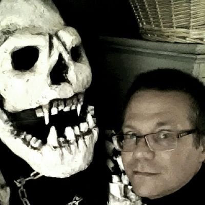 tabler_mark's profile picture. dad, artist (pen & ink, paintings, house portraits), boardgamer, gardener, Kuiper Belt object