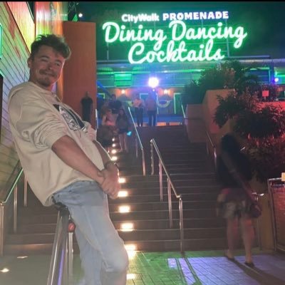 sacktaps's profile picture. legends never die