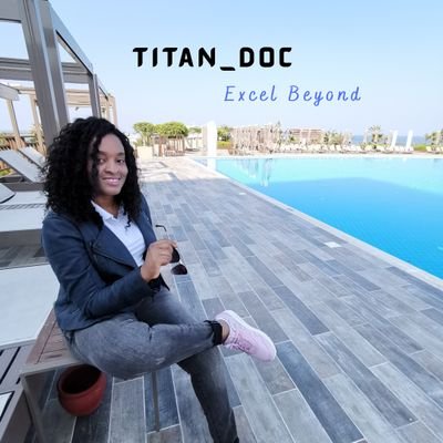 Content creator-YouTube Channel 🎥
Doctor | Wellness Coach | Entrepreneur.
Aspiring Author.